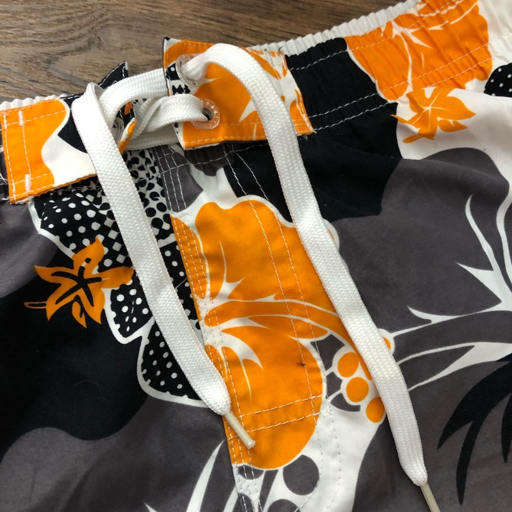 RS Surf Hawaiian print swim shorts - Picture 2 of 9